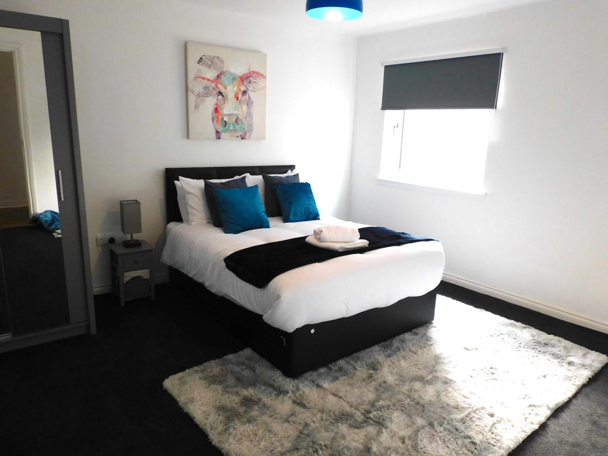 Apartment Newly Refurbished 2 Bedroom Close To Station And Local Amenities